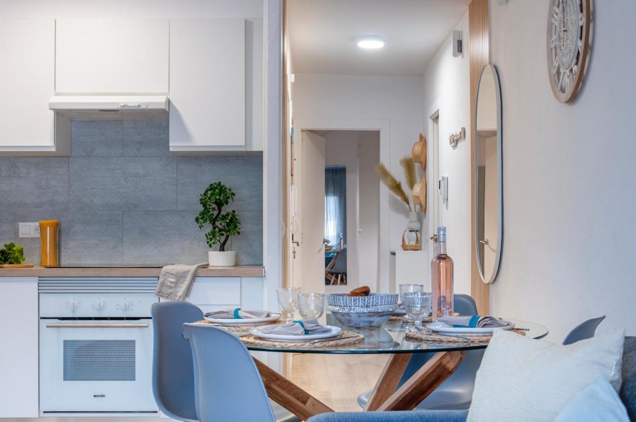 אמפוריבראבה Apartamento Con Terraza Y Vistas Al Canal By Insidehome מראה חיצוני תמונה
