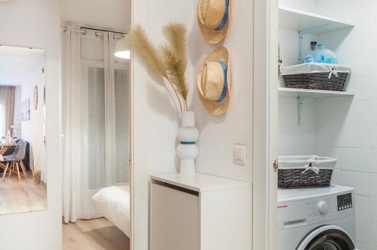 אמפוריבראבה Apartamento Con Terraza Y Vistas Al Canal By Insidehome מראה חיצוני תמונה